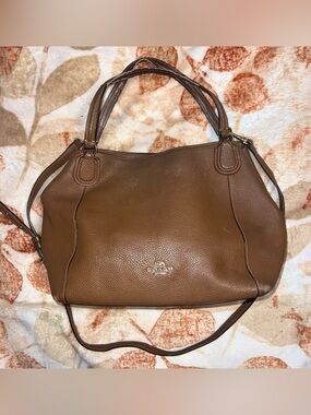 COACH LEATHER BROWN HAND BAG AND CROSSBODY PEBBLED LEATHER